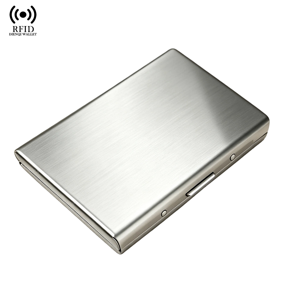 Portafogli da uomo con incisio - Card Top Loader recensione e prezzo