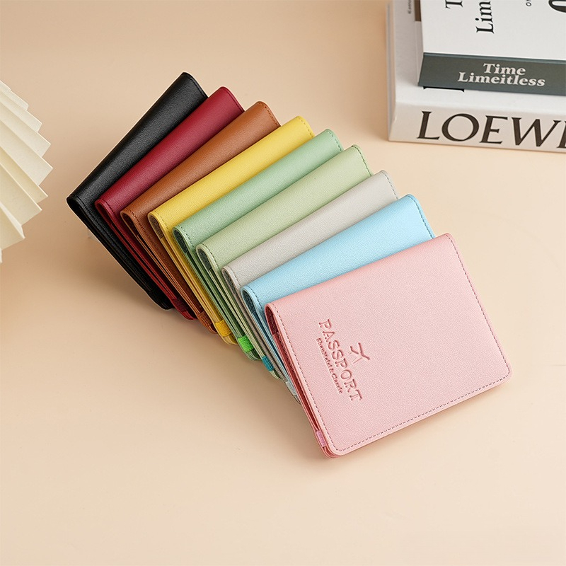Porta Passaporto in Pelle PU,  - Card Top Loader recensione e prezzo